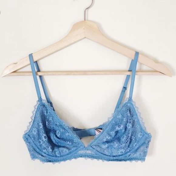 Victoria's Secret Other - Victoria Secrets Bra In Navy
